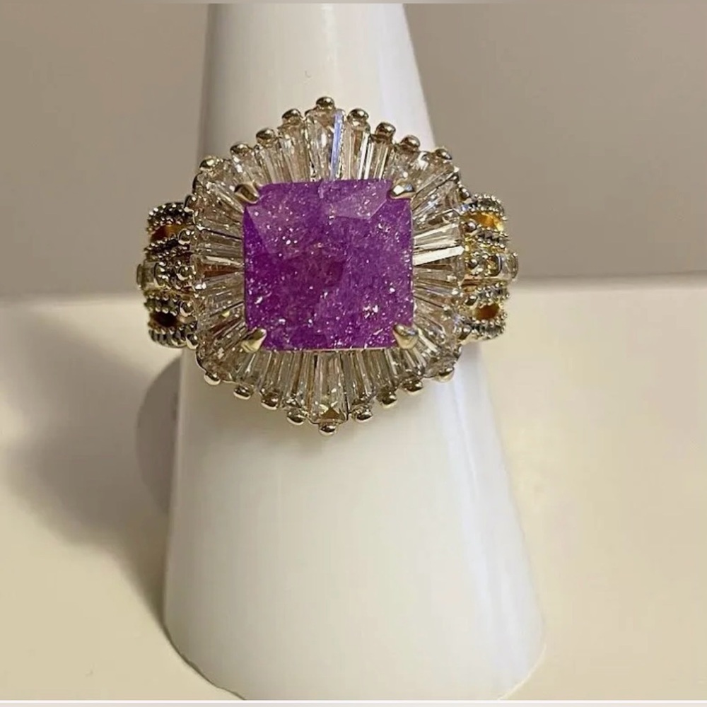 Bomb Party RARE UNICORN Ring Too‎ Brilliant To behave ring Size 8